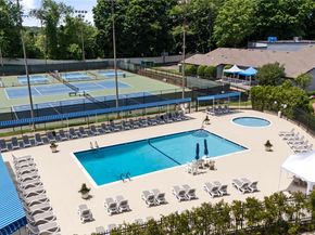 83 Foxwood Drive, Jericho NY 11753