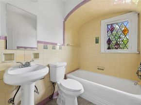 17 Old Orchard Road, New Rochelle NY 10804