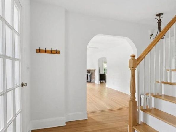 17 Old Orchard Road, New Rochelle NY 10804
