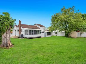 125 S 5th Street, Bethpage NY 11714