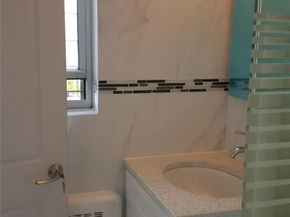 41-40 Union Street 11L, Flushing NY 11355