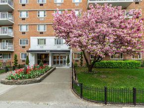 39-65 52nd St 7H, Woodside NY 11377