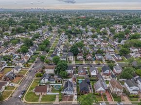 17 Hommell Street S, Valley Stream NY 11580