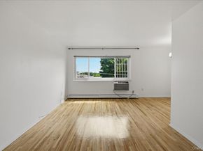 900 Midland Avenue 2D, Yonkers NY 10704