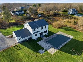 26 Tuthills Lane, Jamesport NY 11947