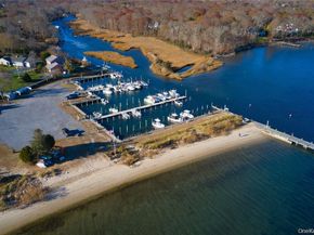 3 Woodbine Lane, East Moriches NY 11940