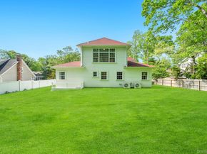 11 Amboy Lane, Lake Grove NY 11755