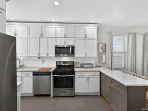 2919 Wellman Avenue, Bronx NY 10461