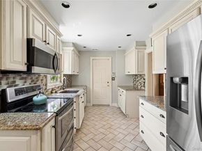 58 Park Lane, Rockville Centre NY 11570