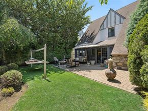 58 Park Lane, Rockville Centre NY 11570