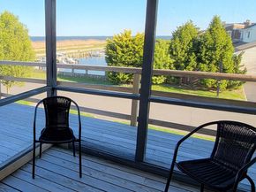 23 Dalny Place, Sayville NY 11782