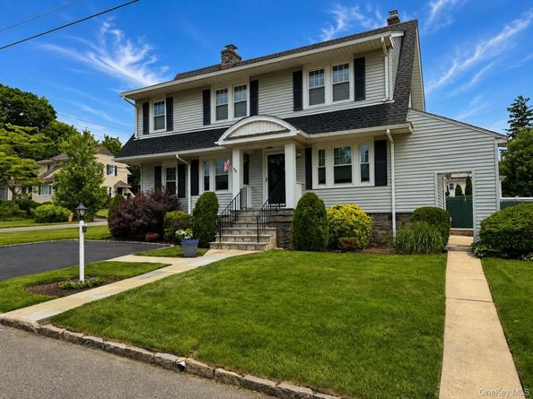 118 Gaylor Road, Scarsdale NY 10583