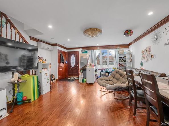 6906 Fresh Meadow Lane, Fresh Meadows NY 11365
