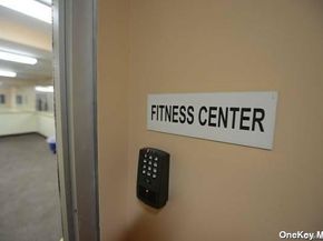 63-14 Queens Boulevard 8H, Woodside NY 11377
