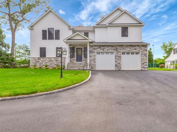 223 Townline Road, Commack NY 11725