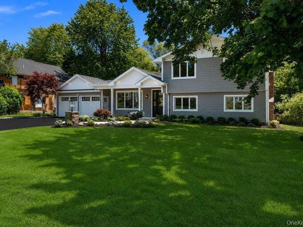 43 Bucknell Drive, Plainview NY 11803