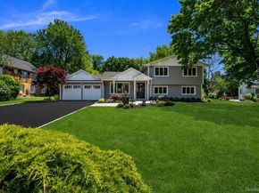 43 Bucknell Drive, Plainview NY 11803
