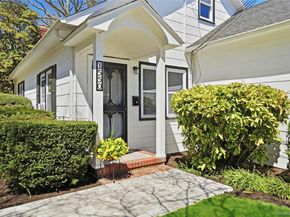 1550 Main Road, Riverhead NY 11901