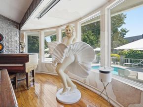 3929 Carrel Boulevard, Oceanside NY 11572