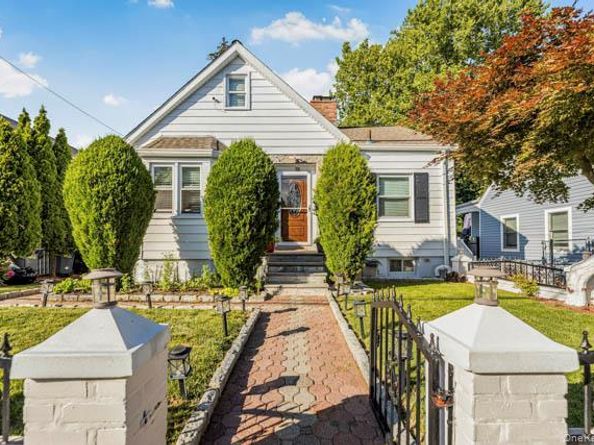 39 Nile Street, Yonkers NY 10704