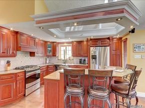 123 Clubhouse Road, Bellmore NY 11710
