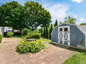 4 N Balin Court, South Setauket NY 11720