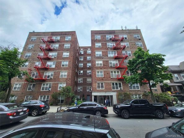 3176 Decatur Avenue L1, Bronx NY 10467