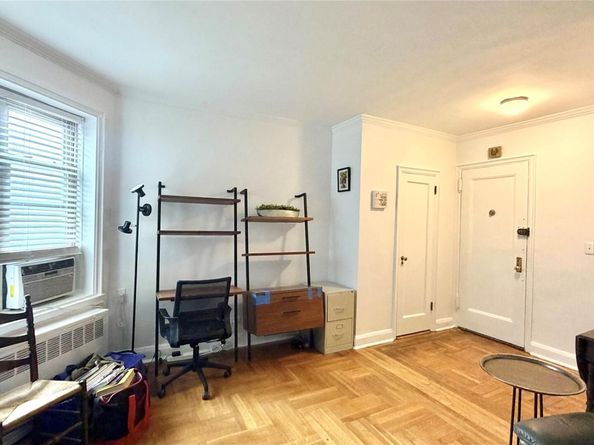 48-42 44th Street 6G, Woodside NY 11377