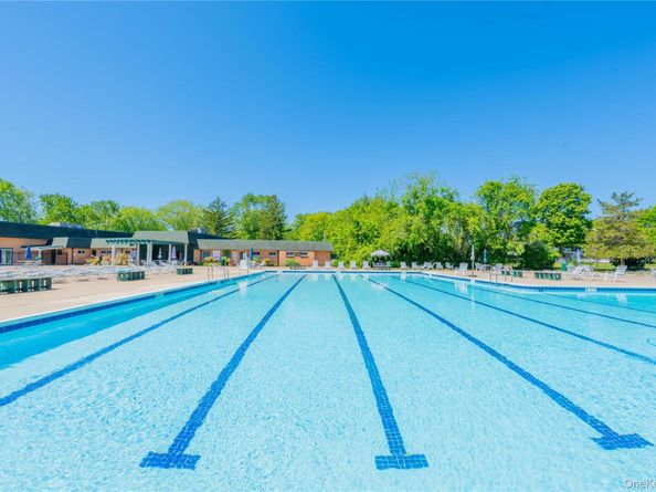 231 artist lake Drive, Middle Island NY 11953
