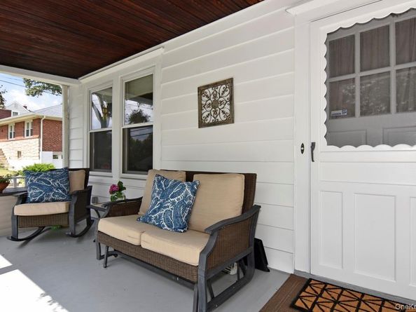 462 Bronxville Road, Bronxville NY 10708