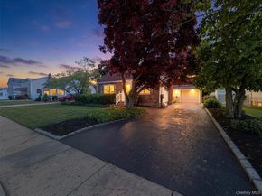 3584 Condor Road, Levittown NY 11756