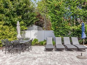 17 Lewis Circle, Babylon NY 11702