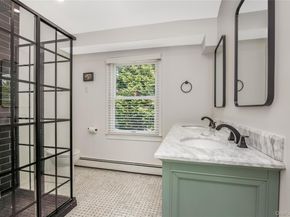17 Lewis Circle, Babylon NY 11702