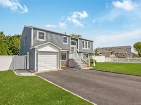 17 Lewis Circle, Babylon NY 11702