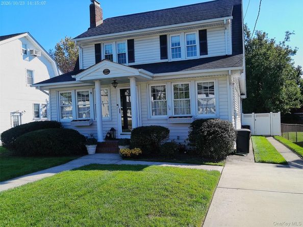 992 Davison Place, Baldwin NY 11510