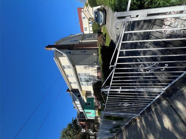 821 Cranford Avenue, Bronx NY 10470