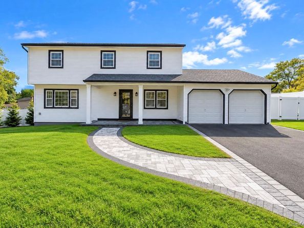 24 New Jersey Street, Dix Hills NY 11746