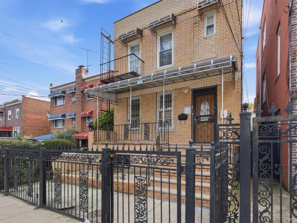 1038 E 224th Street, Bronx NY 10466