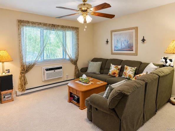 40 4th Street W 54, Patchogue NY 11772