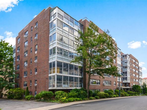 2 Washington Square 5G, Larchmont NY 10538