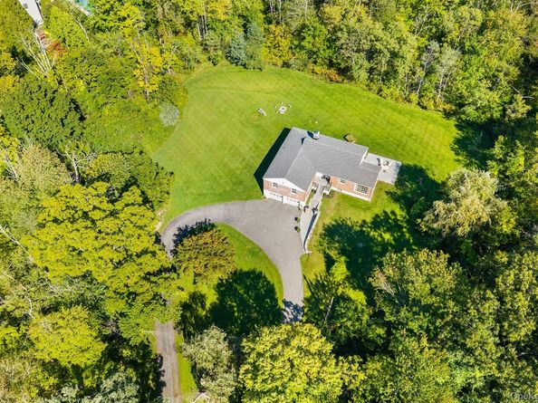 14 Lake Road, Katonah NY 10536