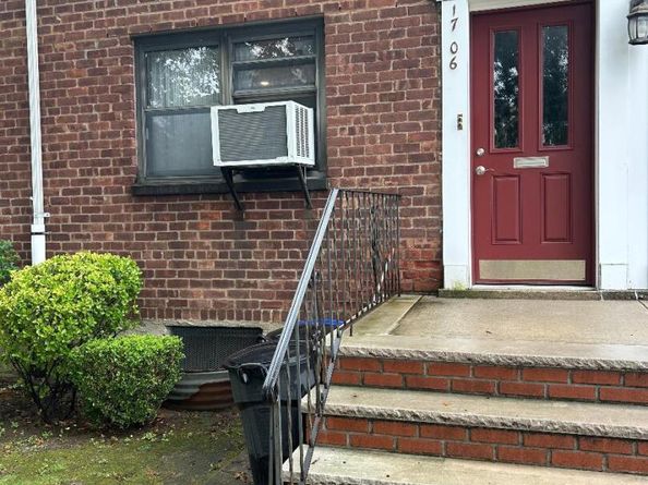 17-06 201st Street 2103, Bayside NY 11360