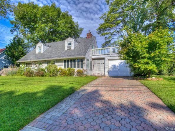 49 Radcliff Avenue, Port Washington NY 11050