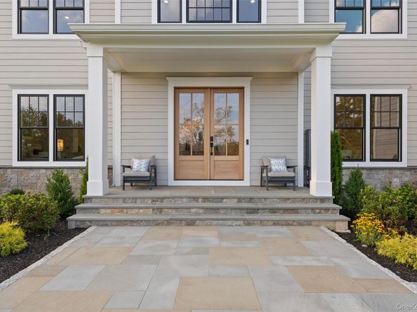 361 Long Hill Road E, Briarcliff Manor NY 10510