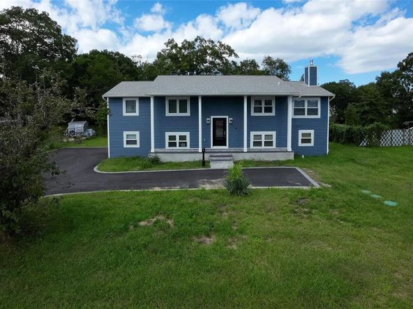 529 Spur Drive N, Bay Shore NY 11706