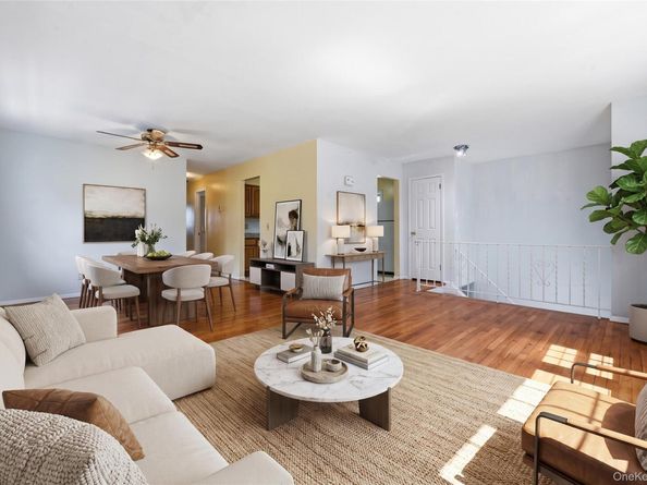 380 Sheridan Street, Westbury NY 11590