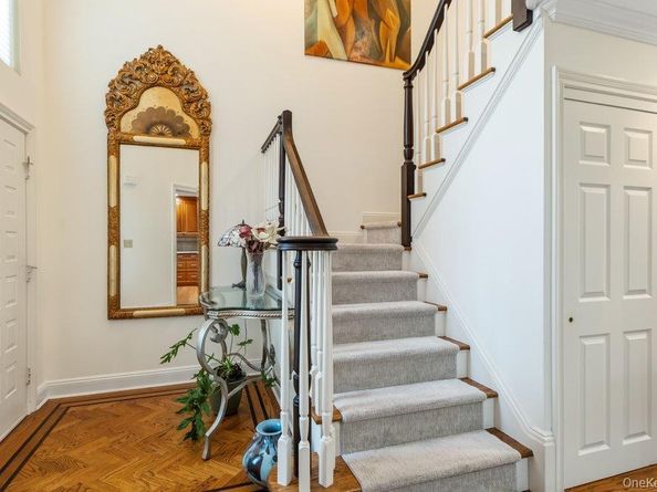11 Maple Run Drive, Jericho NY 11753