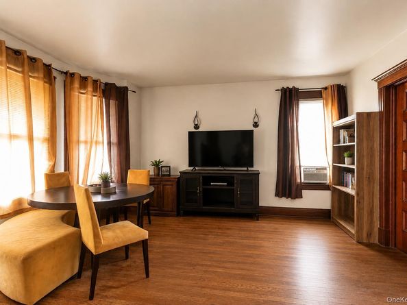 101-30 224th Street, Queens Village NY 11429
