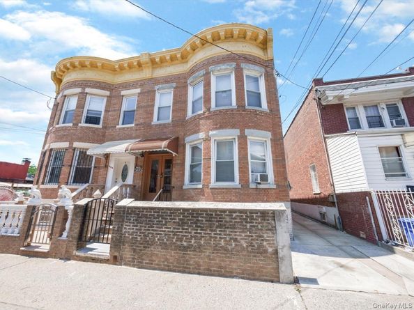 452 Lincoln Avenue HSE, Brooklyn NY 11208