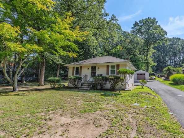 468 Old Bridge Road, Northport NY 11768